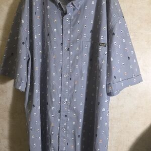 Men's Gray Shirt with Pattern
